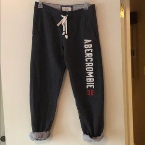 Ambercrombie and Fitch grey capri sweatpants